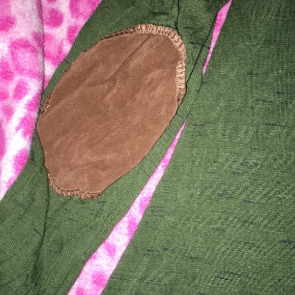 Back button down thin long sleeve - Picture 2 of 4